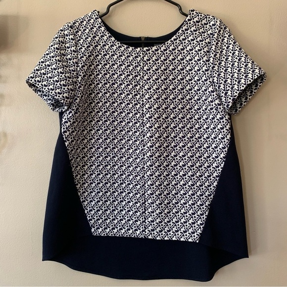 Anthropologie Sunday in Brooklyn Blue & White Abstract Short Sleeve Top Small - Picture 1 of 12